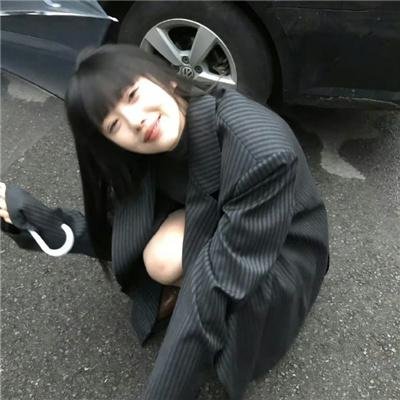 纯真小镇的夫人
